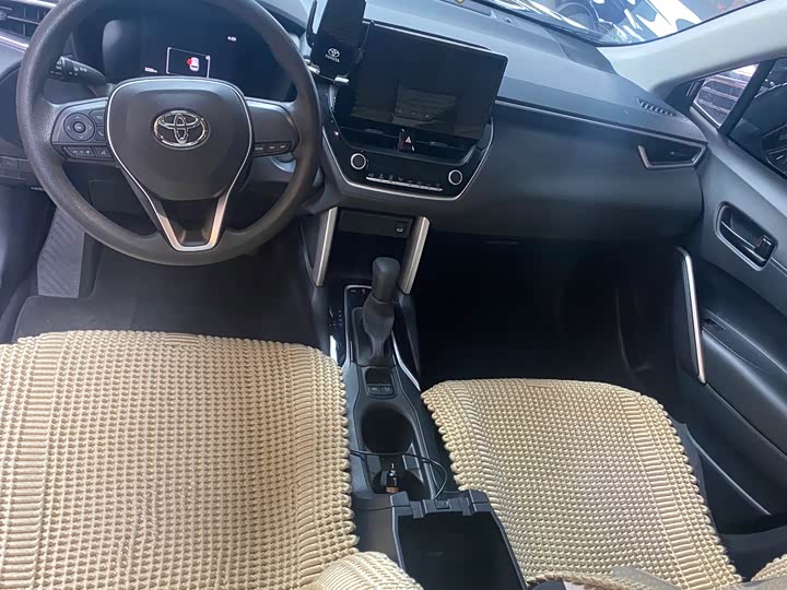 Toyota Frontlander 2024 2024款 2.0L CVT领先版