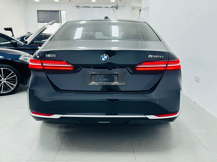 BMW 5 Series 2025 2025款 530Li 领先型 豪华套装