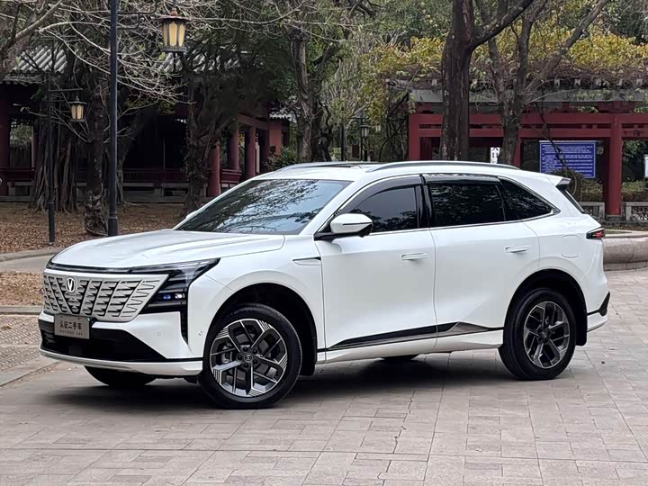 Changan CS75 Plus 2025 2025款 第四代 1.5T 新蓝鲸 智慧旗舰型