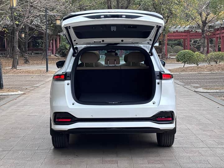 Changan CS75 Plus 2025 2025款 第四代 1.5T 新蓝鲸 智慧旗舰型