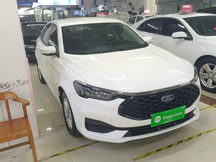 Ford Escort 2021 2021款 1.5L 自动黄金版