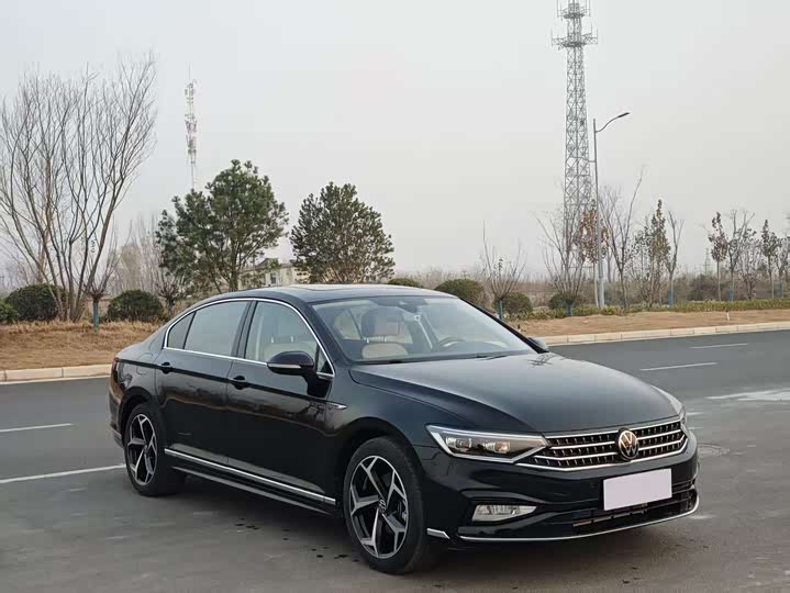 Volkswagen Magotan 2025 2025款 众享款 330TSI DSG豪华型