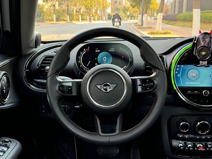 Mini Clubman 2023 2023款 1.5T COOPER 鉴赏家