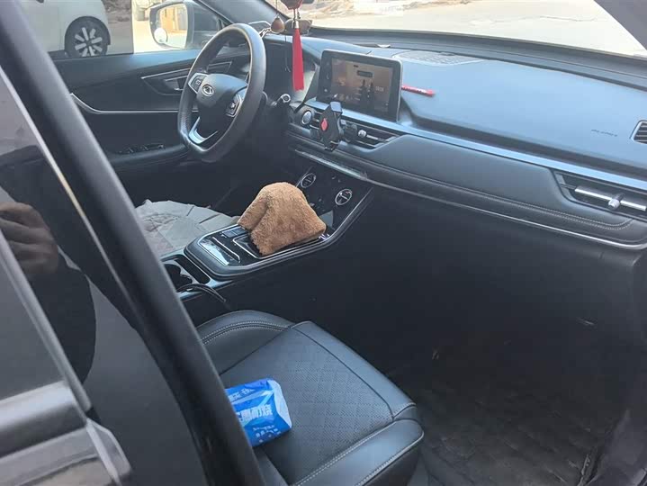 Chery Tiggo 8 2024 2024款 荣耀版 230TCI 手动进阶版 5座