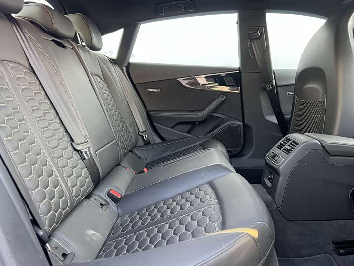 Audi RS 5 2023 2023款 RS 5 2.9T Sportback 暗金版