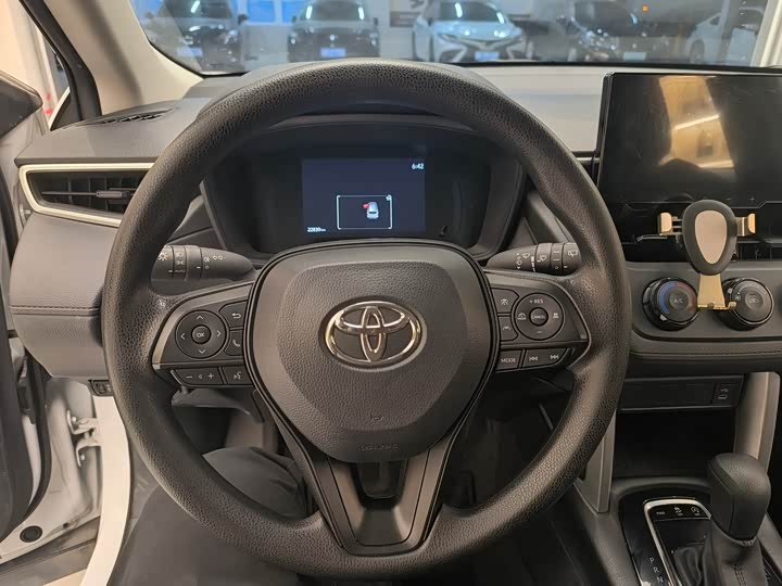 Toyota Corolla Cross 2024 2024款 2.0L 先锋版
