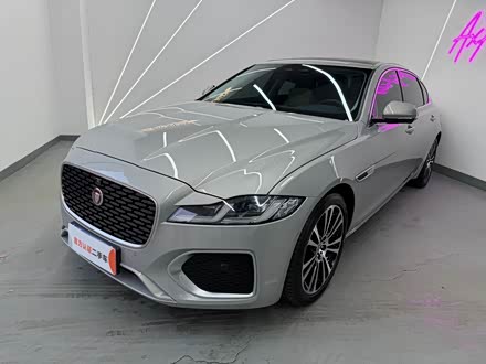 Jaguar XF L 2025 2025款 2.0T P250 两驱尊享豪华版