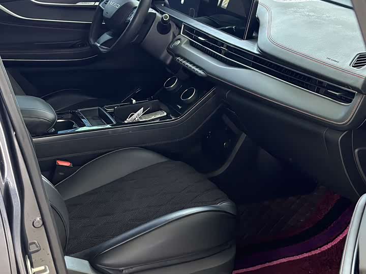 Exeed LX 2022 2022款 乘风破浪版 1.5T CVT乘风起版