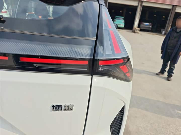 Geely Atlas 2026 2026款 1.5TD 向往