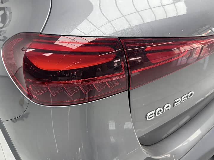 Mercedes-Benz EQA 2025 2025款 EQA 260