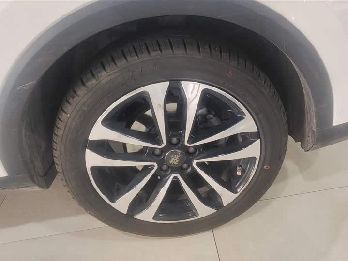 Roewe RX3 2020 2020款 1.6L CVT 4G互联超爽精英版