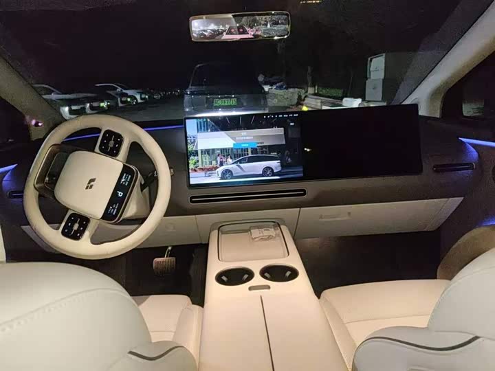 LiXiang i8 2025 2025款 标准版