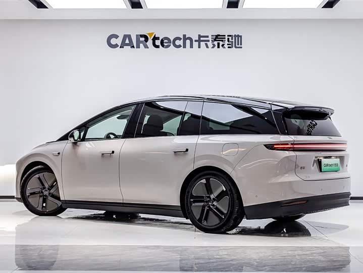 LiXiang i8 2025 2025款 标准版