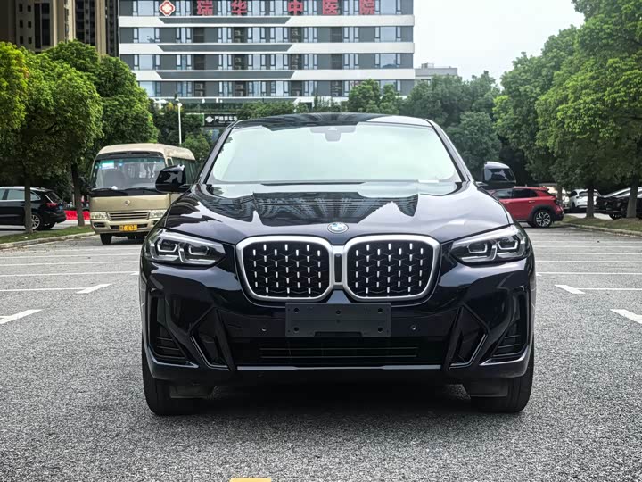 BMW X4 2022 2022款 xDrive 25i M运动套装