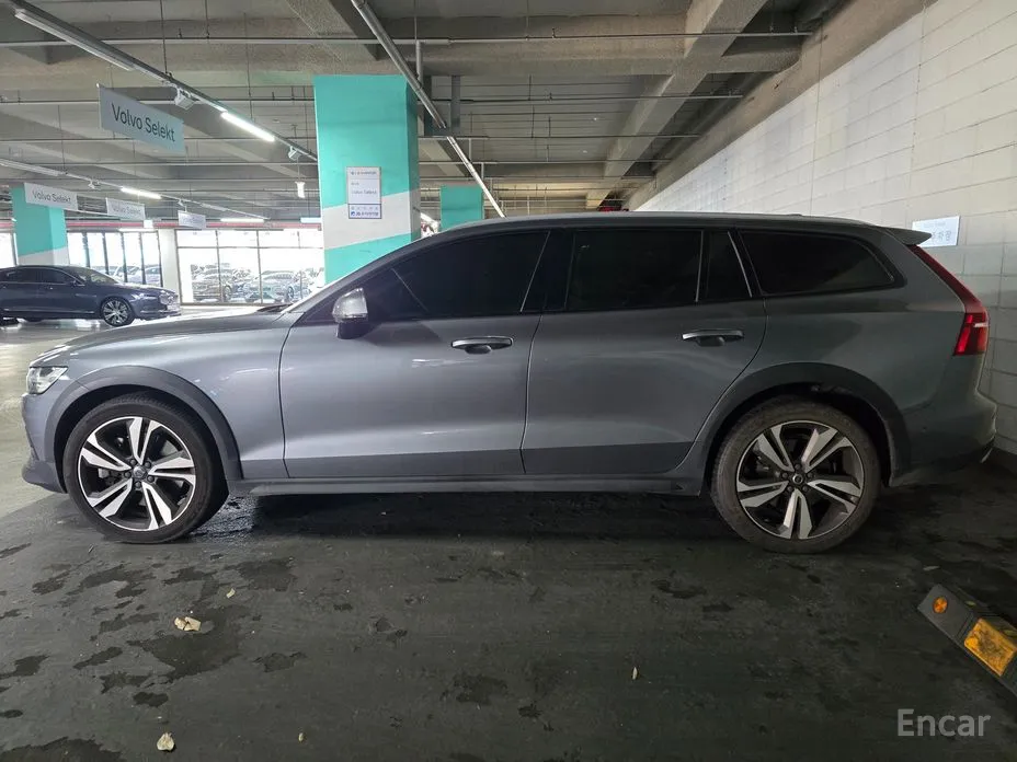 Volvo V60 2019 B5 Pro AWD