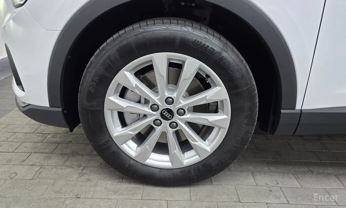 Audi Q3 2018 40 TFSI Quattro