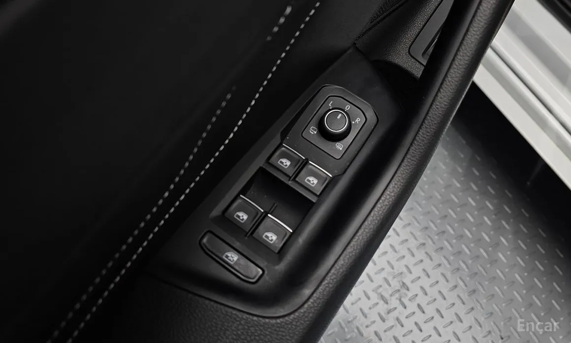 Volkswagen Arteon 2018 2.0 TDI R-LIINE 4Motion