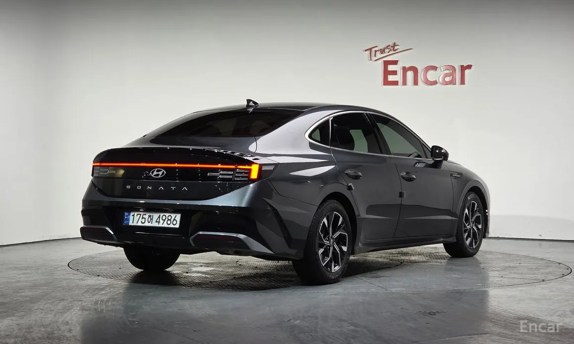 Hyundai Sonata 2023 2.0