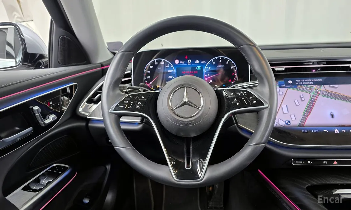 Mercedes-Benz E-Class 2024 E200 Avantgarde