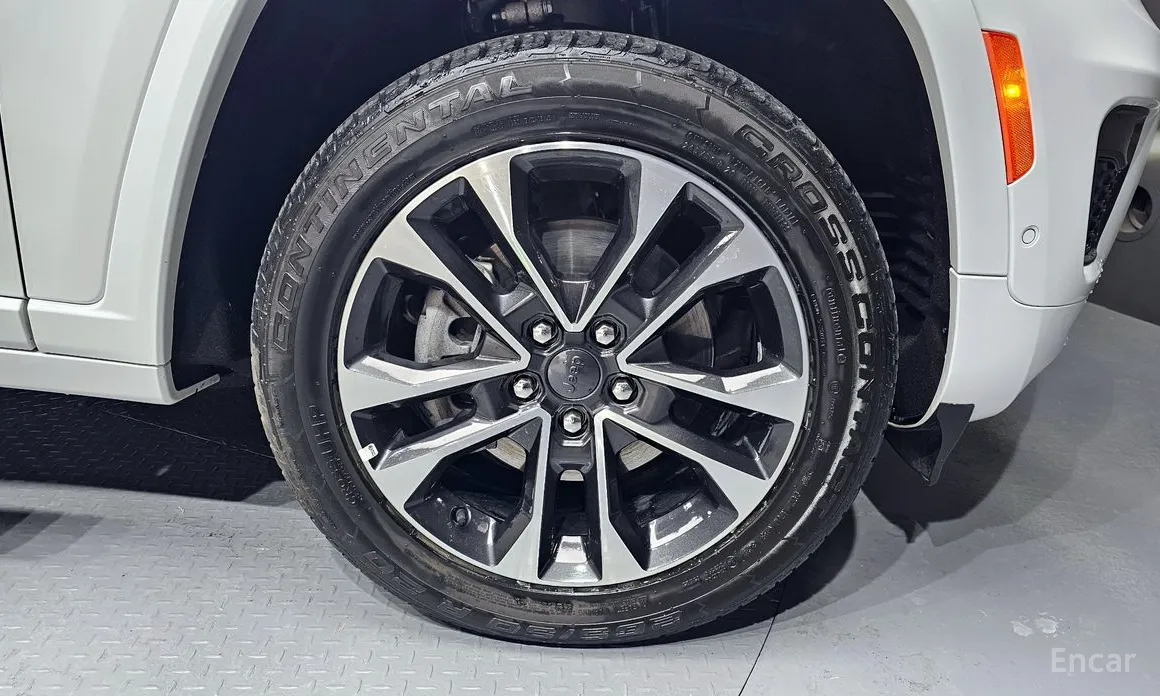 Jeep Cherokee 2021 3.6 Overland