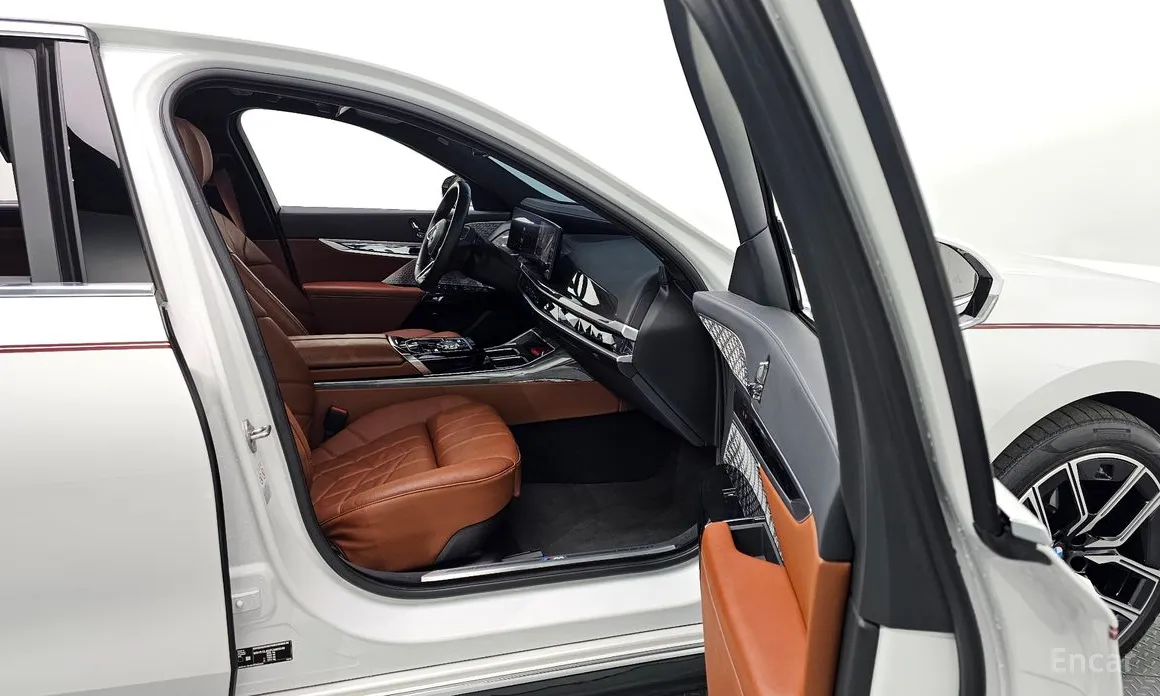 BMW i7 2022 xDrive 60 M sport