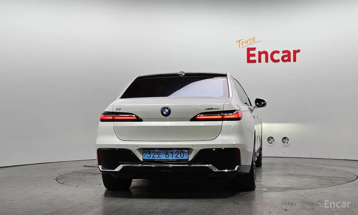 BMW i7 2022 xDrive 60 M sport