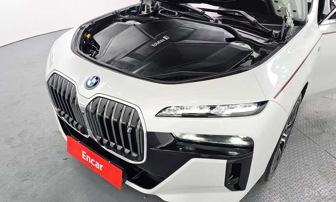 BMW i7 2022 xDrive 60 M sport