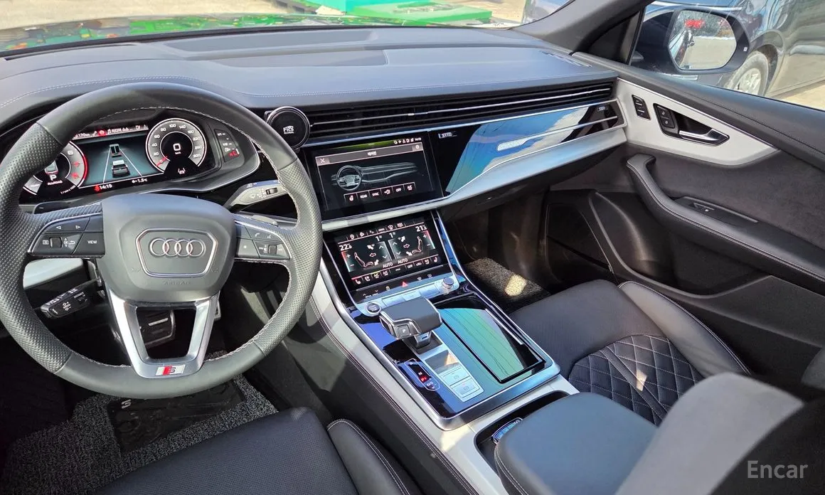 Audi Q8 2018 55 TFSI Quattro Premium