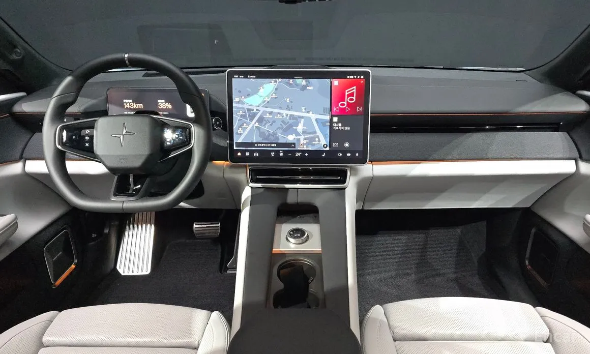 Polestar 4 2024 Long Range Duel Moter