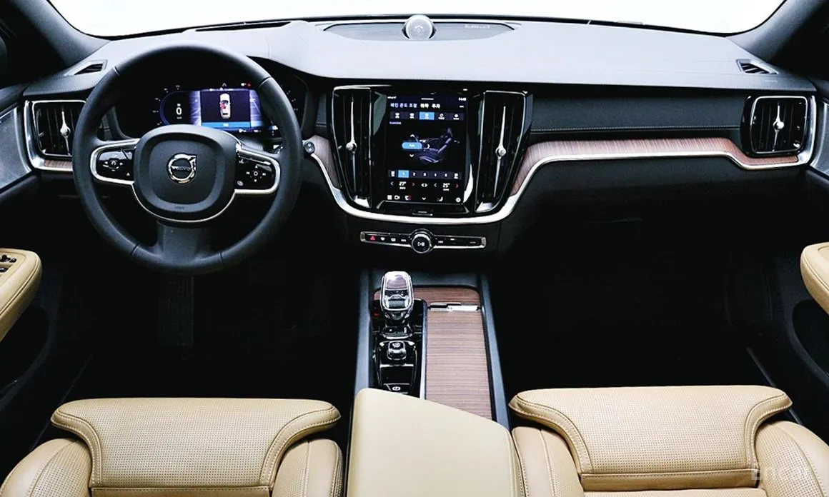 Volvo V60 2019 B5 Ultimate AWD