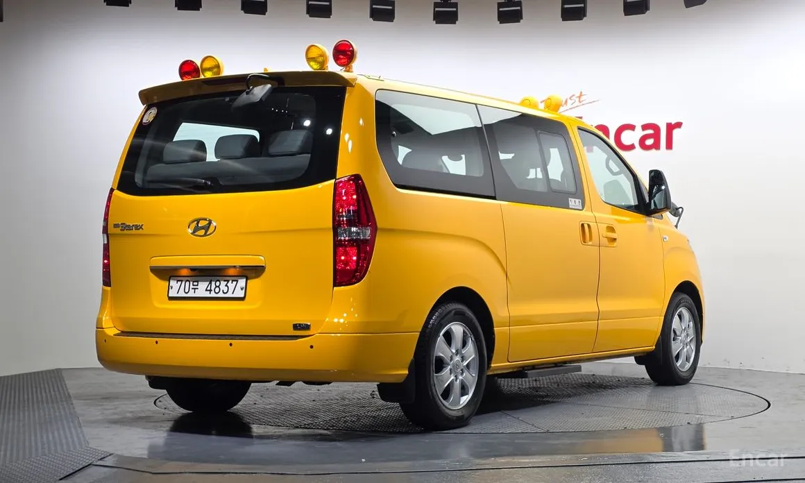 Hyundai Starex 2017 School Bus LPi