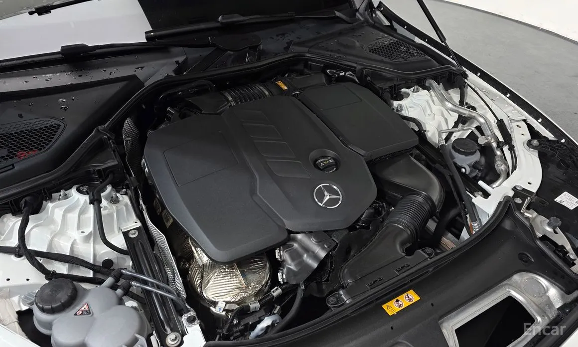 Mercedes-Benz E-Class 2024 E220d 4MATIC Exclusive