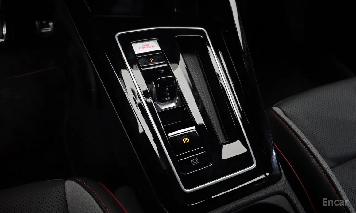 Volkswagen Golf 2022 2.0 GTI