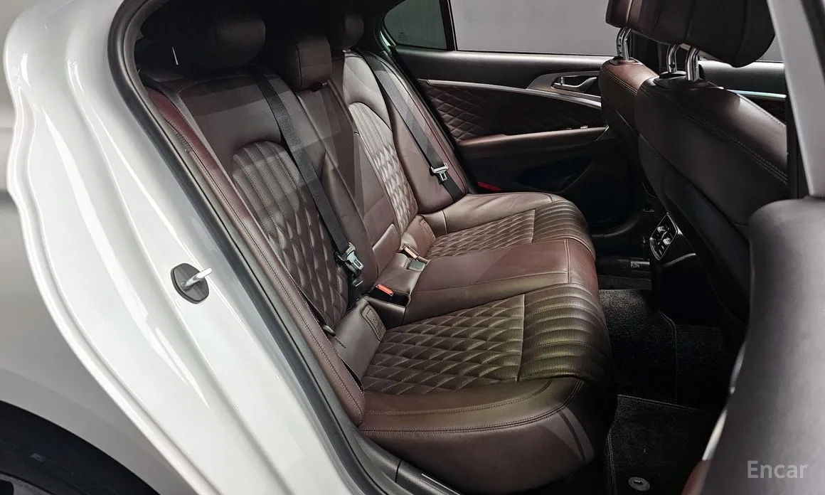 Genesis G70 2022 Gasoline 2.0T 2WD