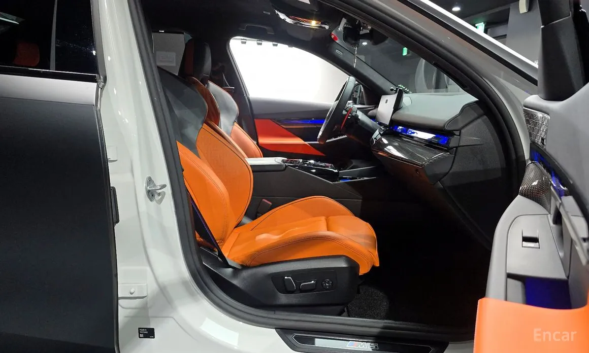 BMW M5 2024 M5 Sedan