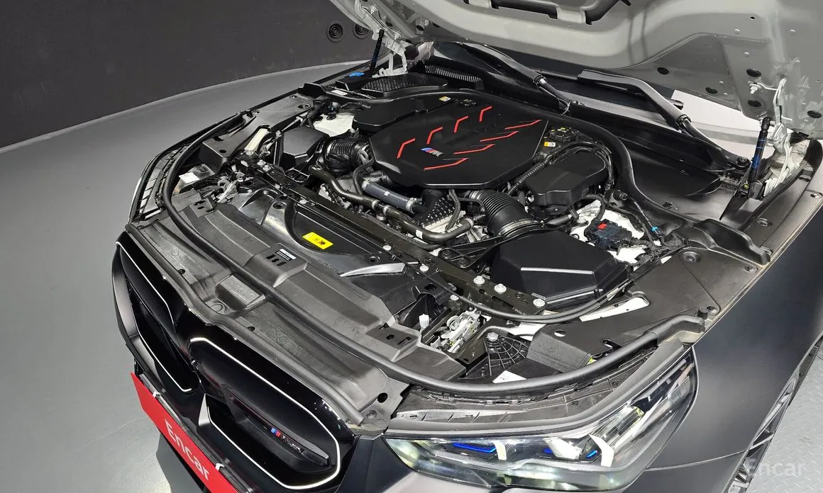 BMW M5 2024 M5 Sedan