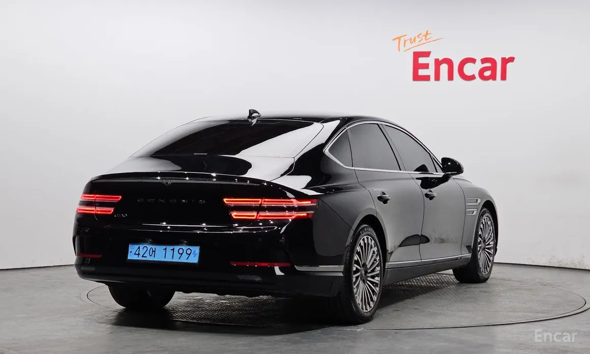 Genesis G80 2021 e-AWD