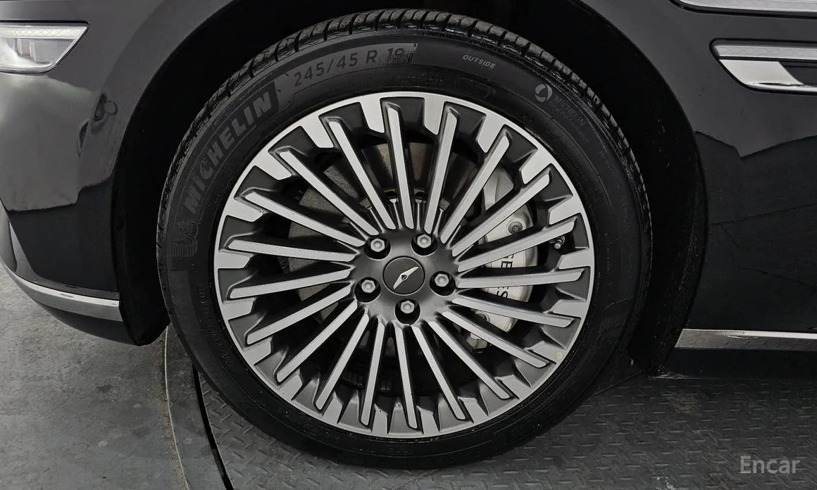 Genesis G80 2021 e-AWD