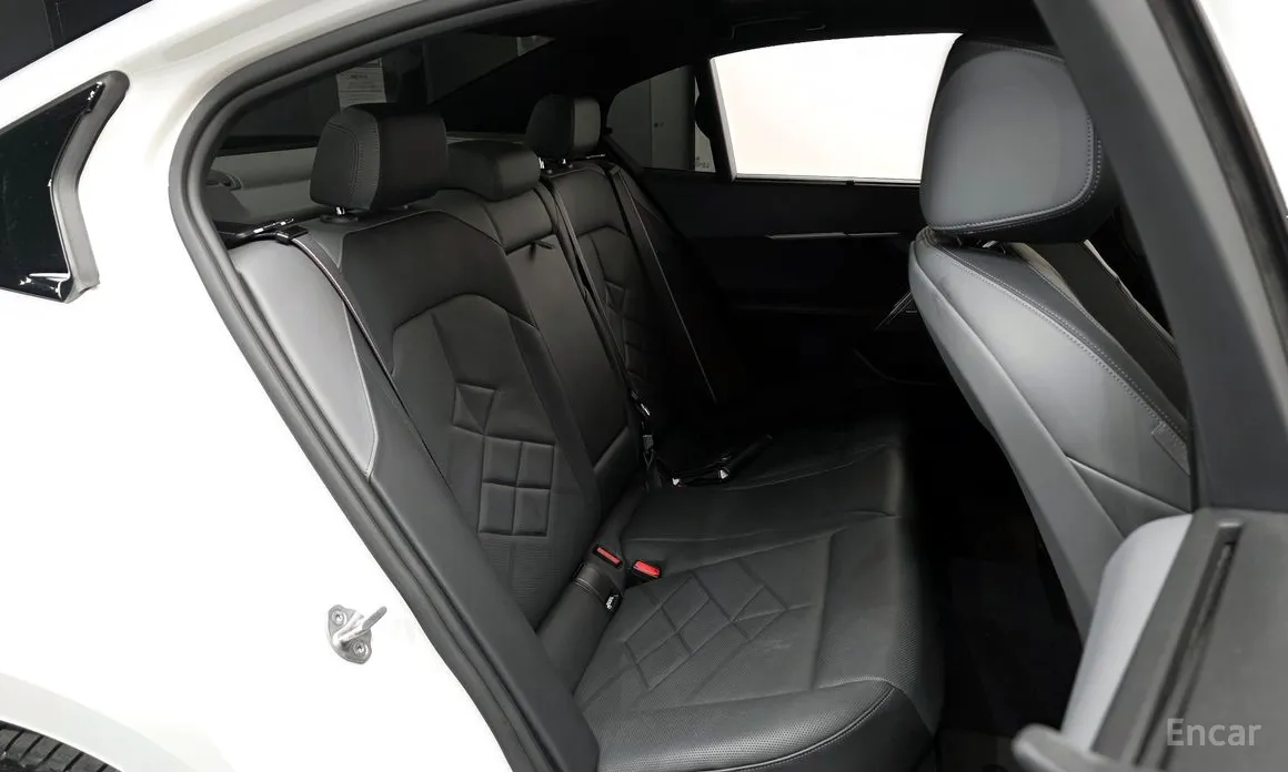 BMW i5 2023 M60 xDrive