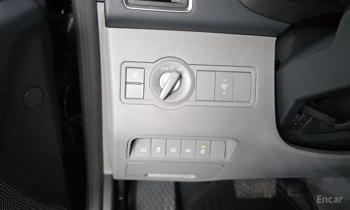 Hyundai Solati 2015 15-seater