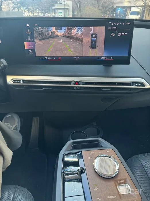 BMW iX 2021 xDriveM60