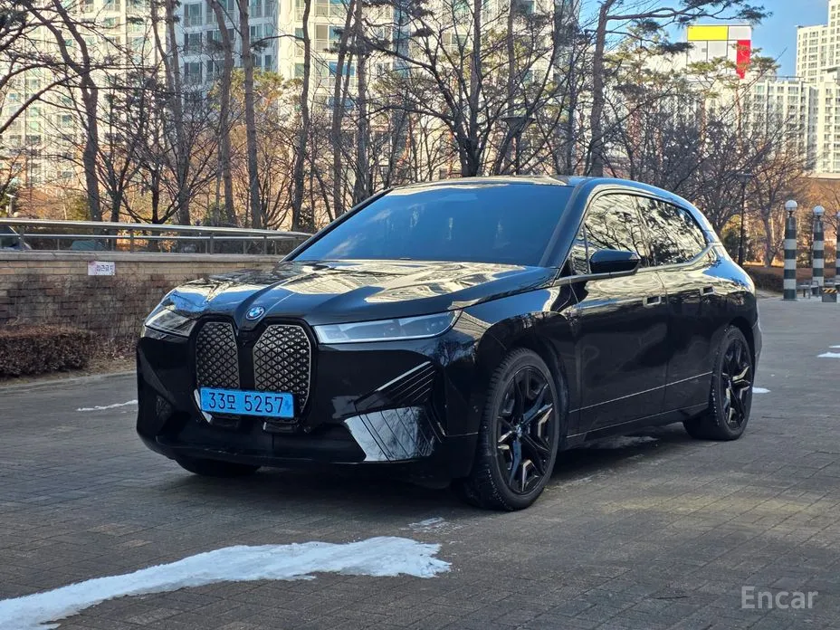 BMW iX 2021 xDriveM60