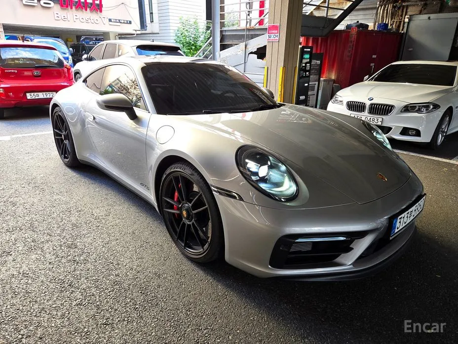 Porsche 911 2019 Carrera GTS