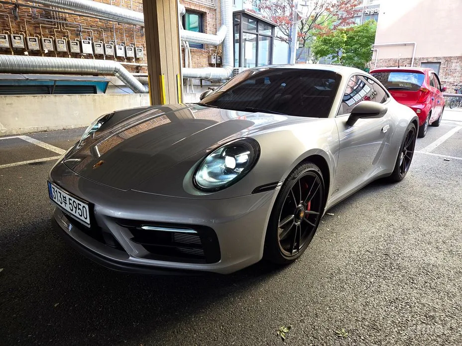 Porsche 911 2019 Carrera GTS