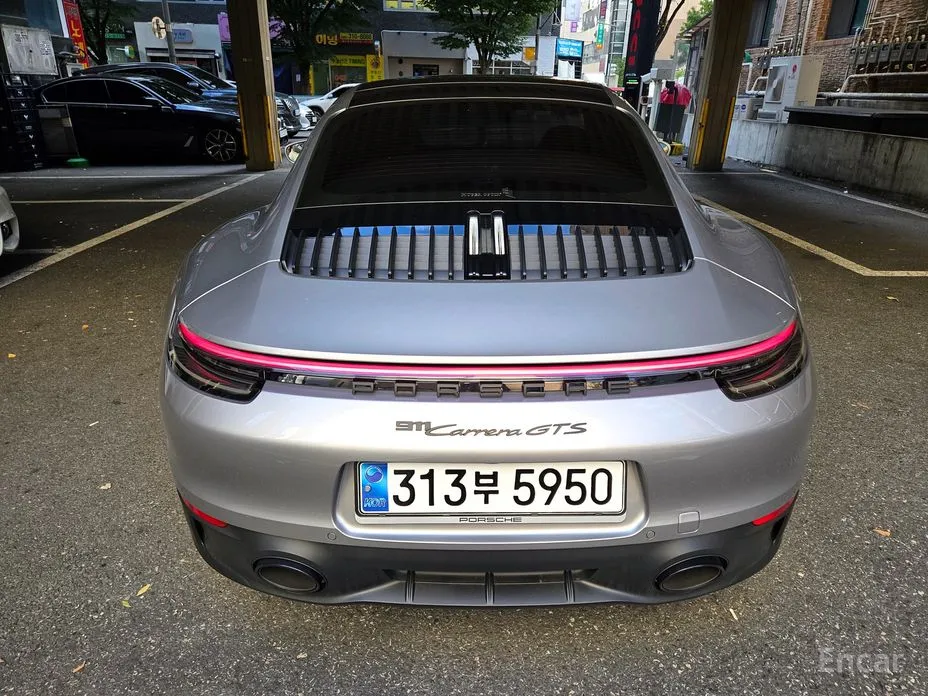 Porsche 911 2019 Carrera GTS