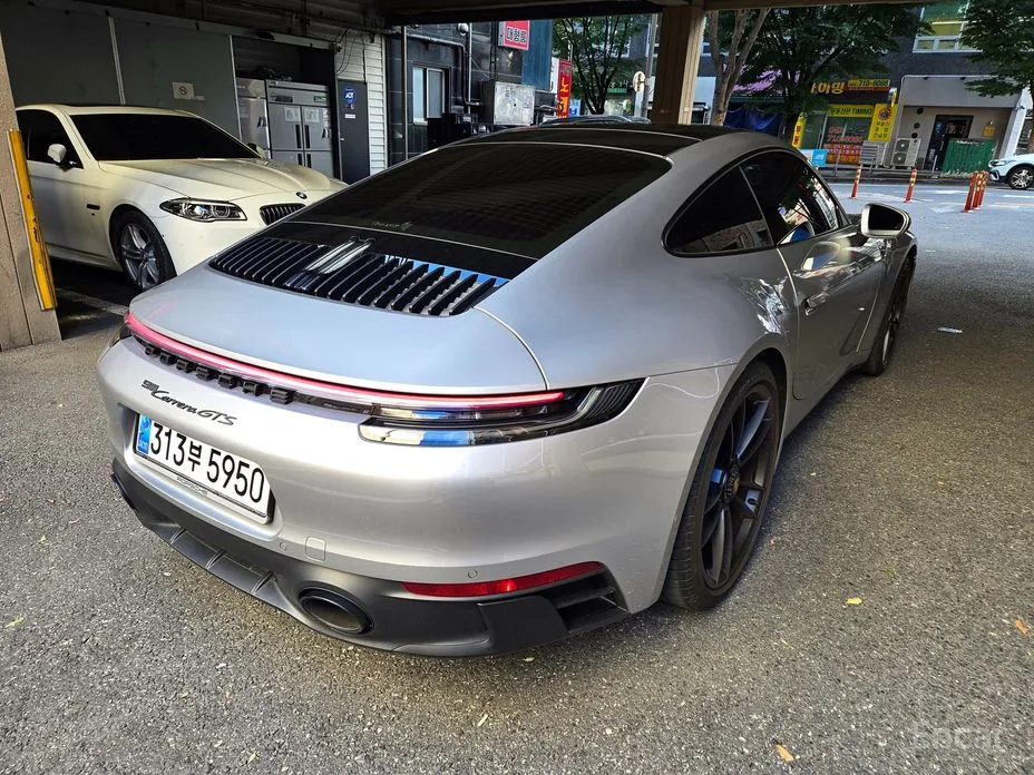 Porsche 911 2019 Carrera GTS