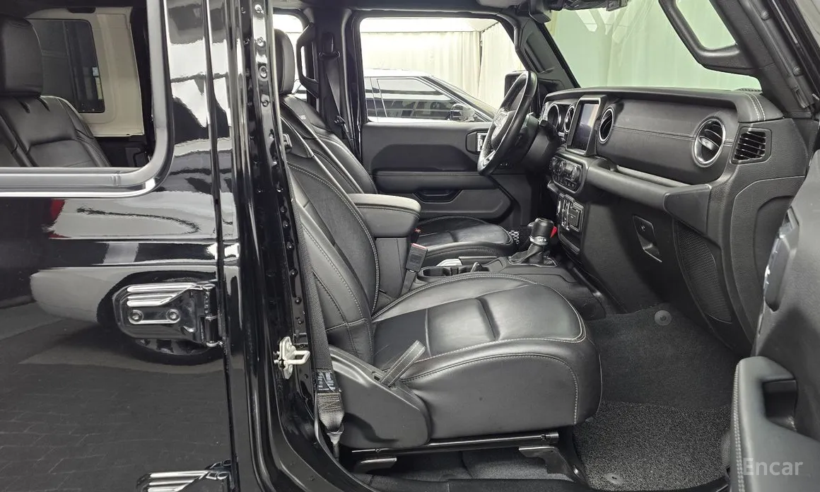 Jeep Wrangler 2018 2.0 Overland Power Top 4Door