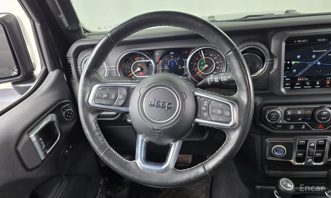 Jeep Wrangler 2018 2.0 Overland Power Top 4Door