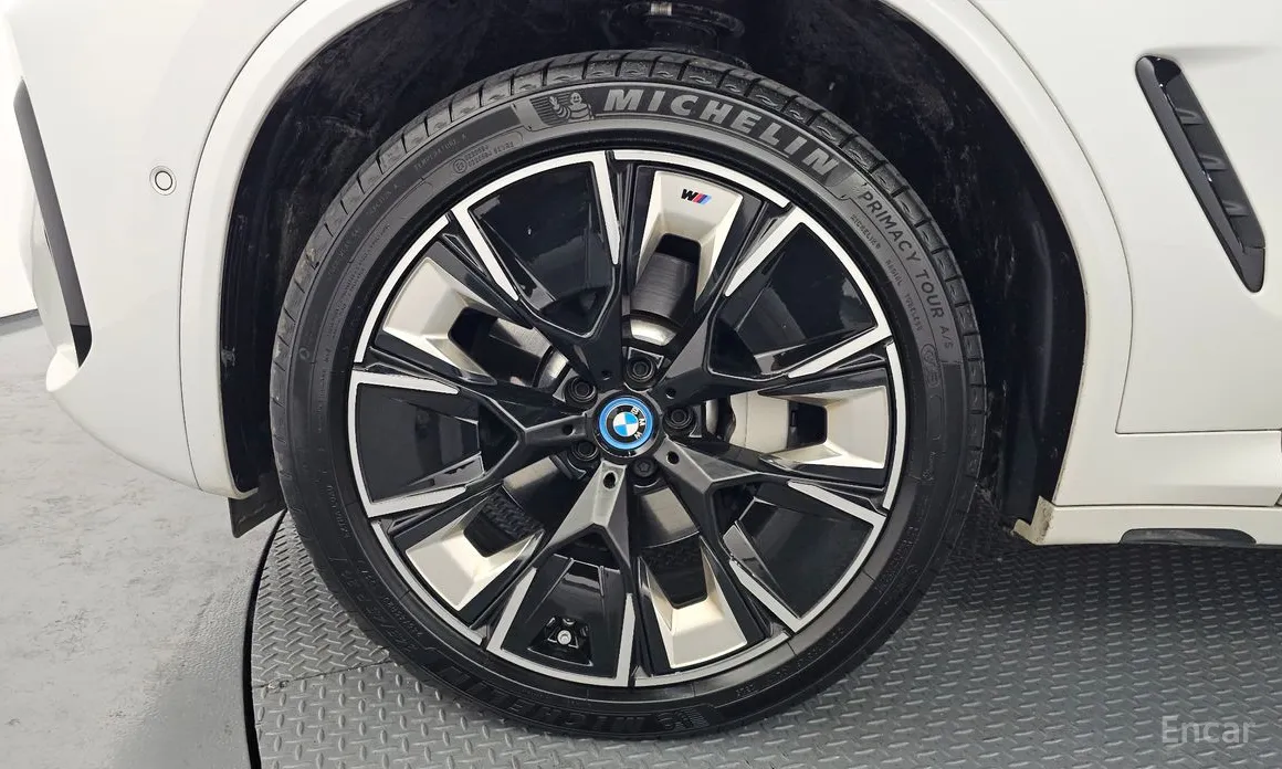 BMW iX3 2021 M Sports