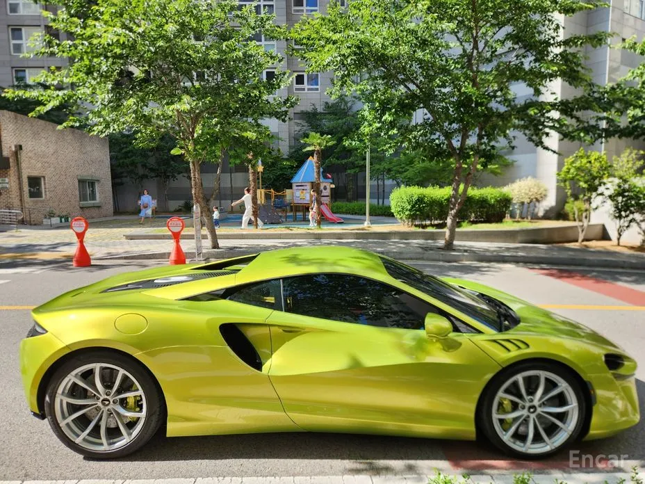 McLaren Artura 2021 3.0 Coupe